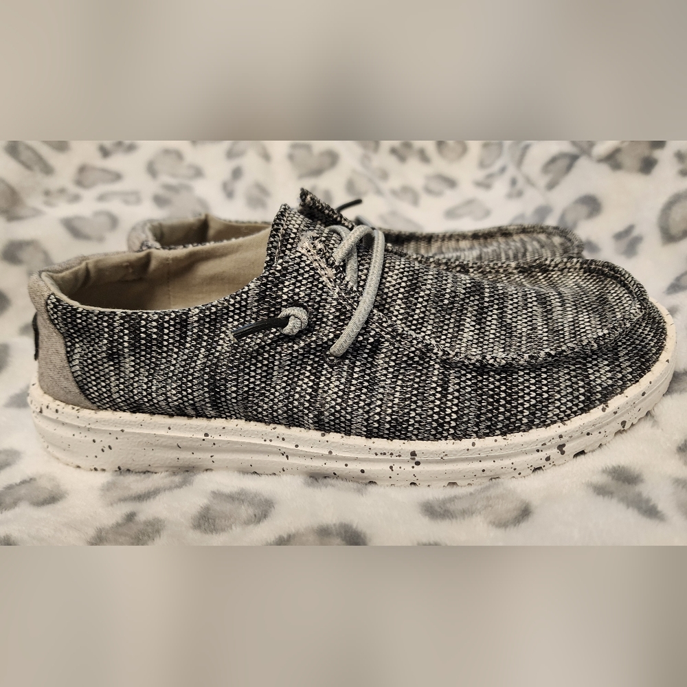 NEW Gray Women's Hey dude Wendy size 6